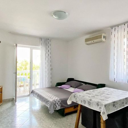 Apartments Vese 斯维蒂佩塔 外观 照片