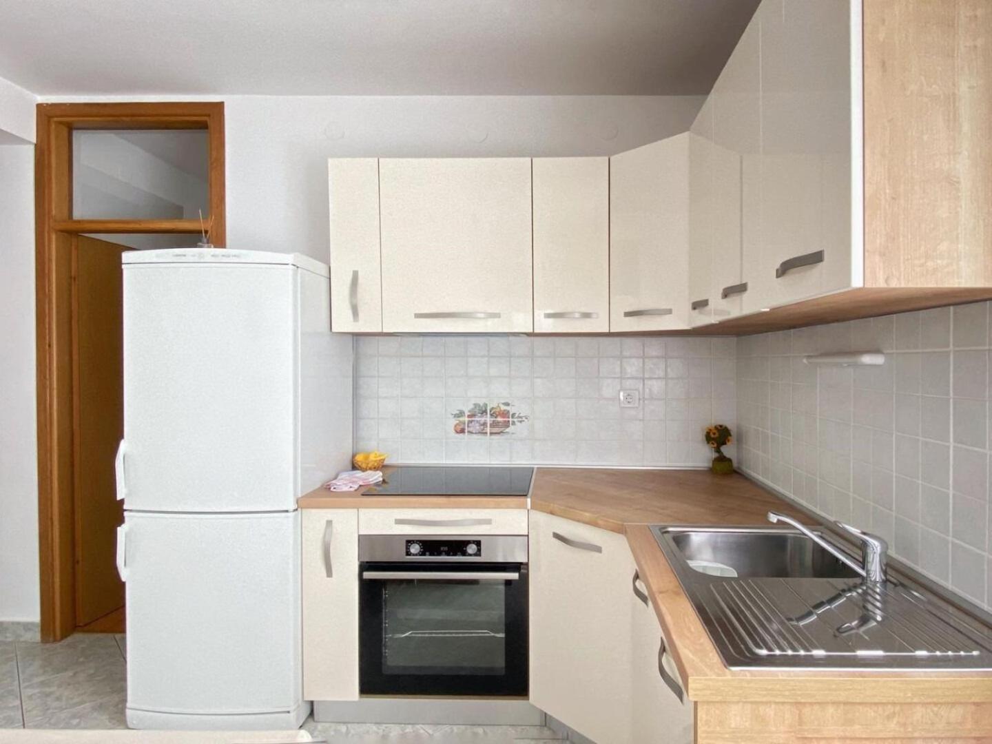 Apartments Vese 斯维蒂佩塔 外观 照片
