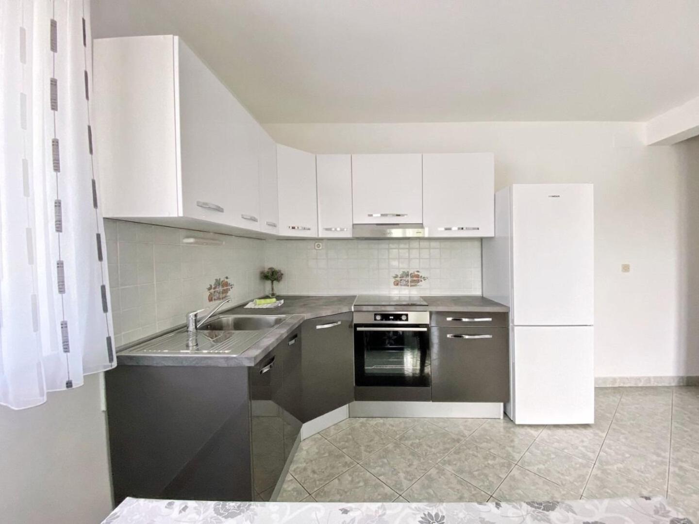 Apartments Vese 斯维蒂佩塔 外观 照片